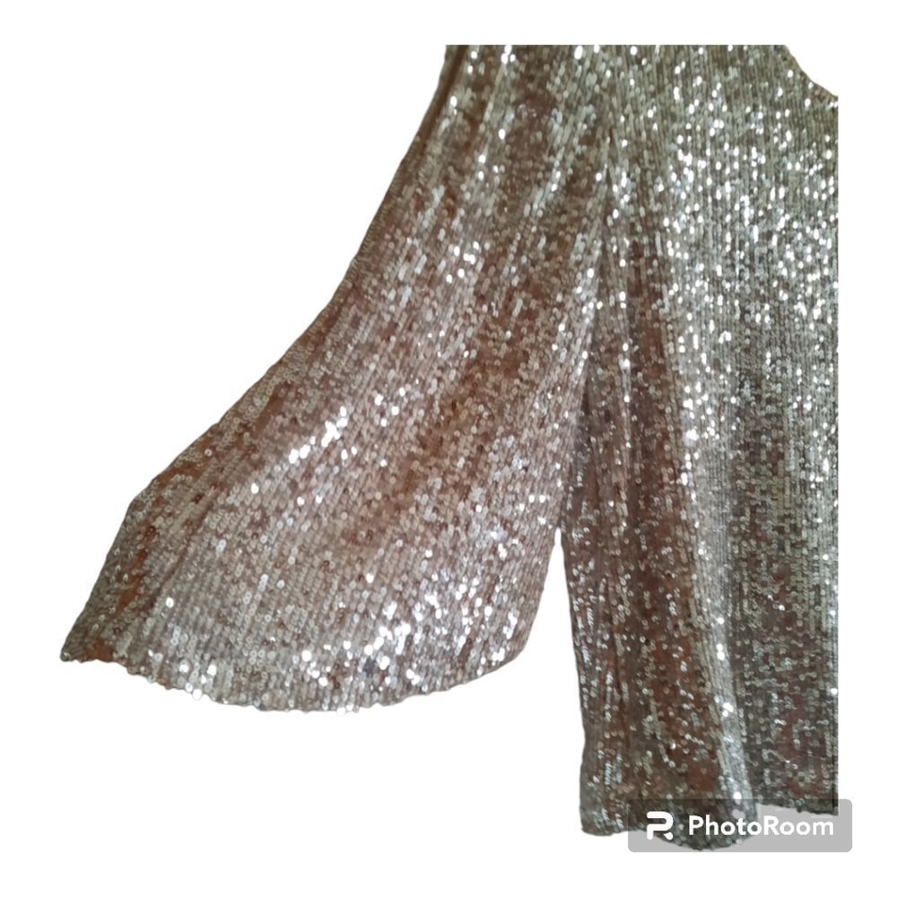 Cable And Gauge Sequin Bell Sleeve Special Occasion Blouse Top - Picture 3 of 4